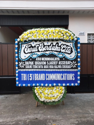 Papan Bunga Duka di Takeran